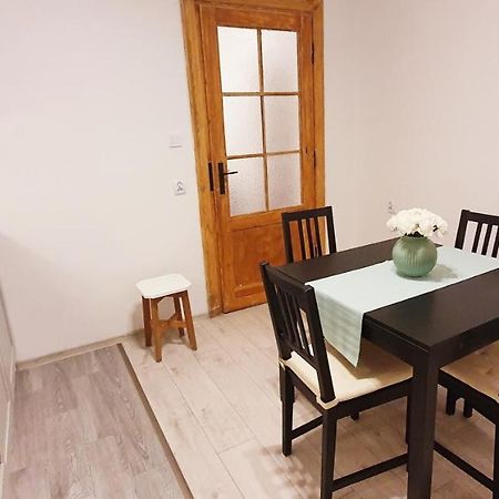 Separated Kitchen, Fast Internet Aleja 3 Maja 2M80 바르샤바 외부 사진