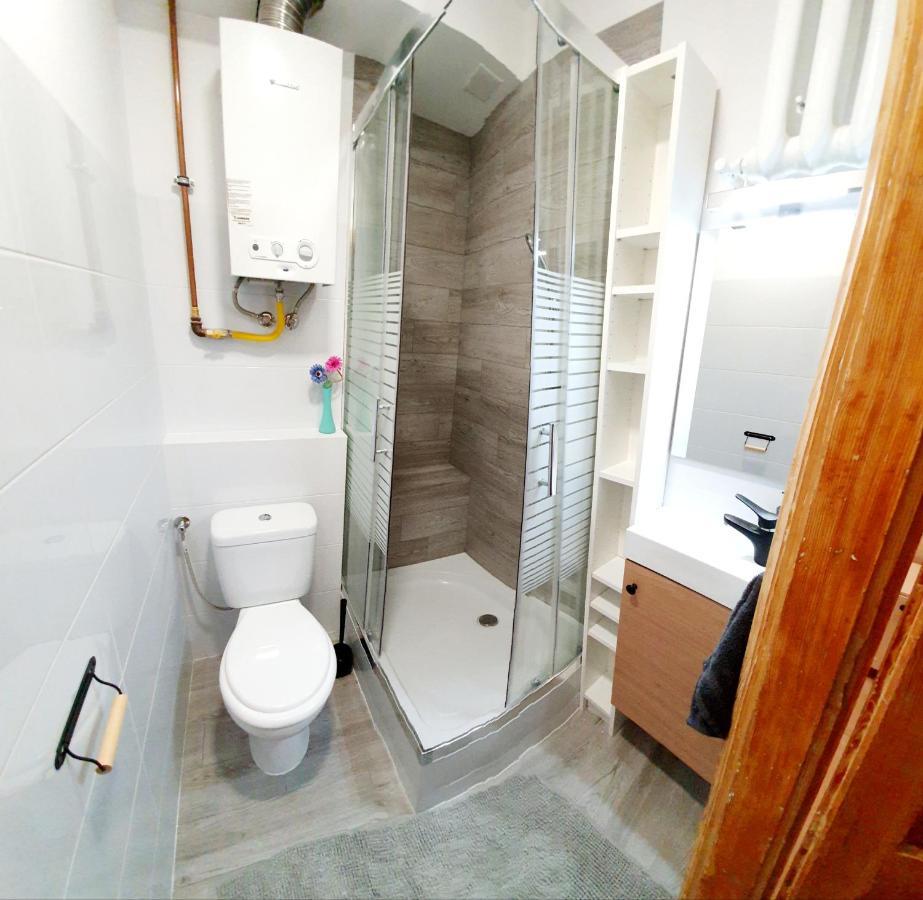 Separated Kitchen, Fast Internet Aleja 3 Maja 2M80 바르샤바 외부 사진