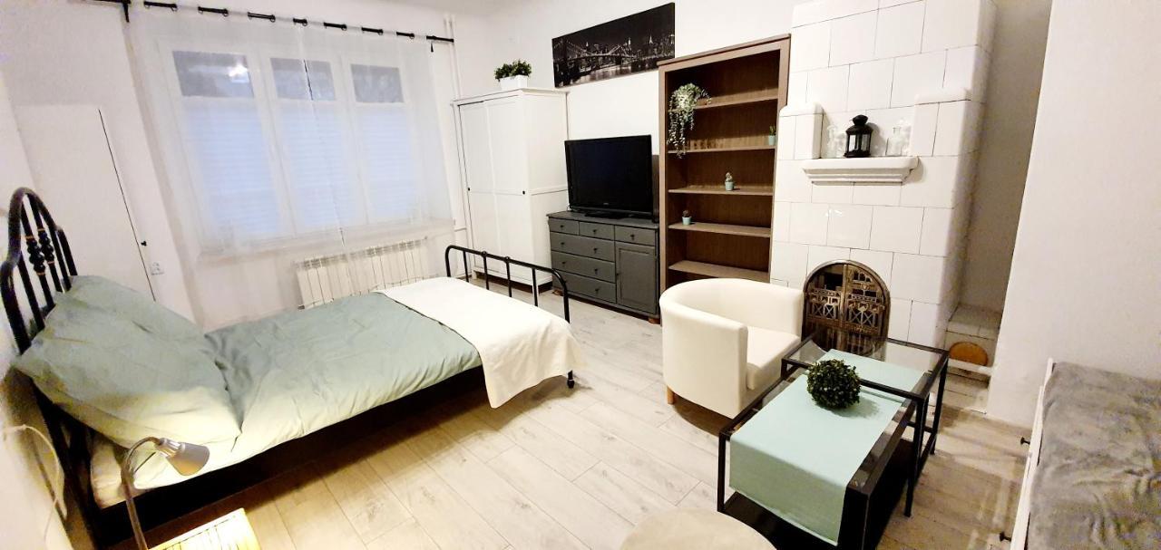 Separated Kitchen, Fast Internet Aleja 3 Maja 2M80 바르샤바 외부 사진