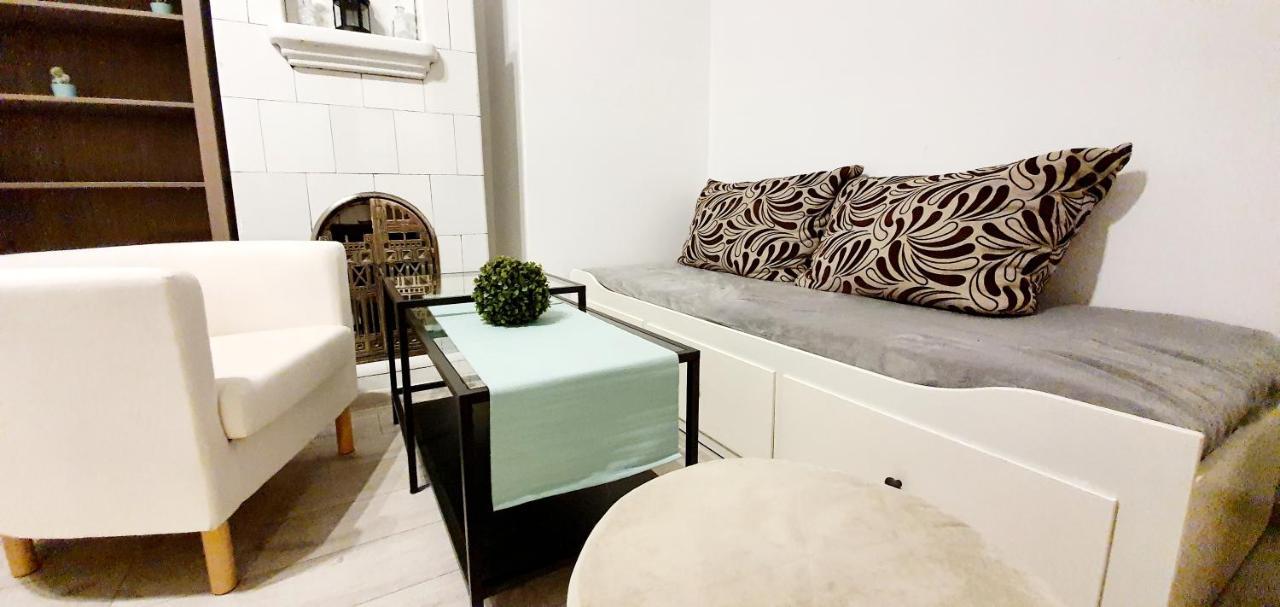 Separated Kitchen, Fast Internet Aleja 3 Maja 2M80 바르샤바 외부 사진
